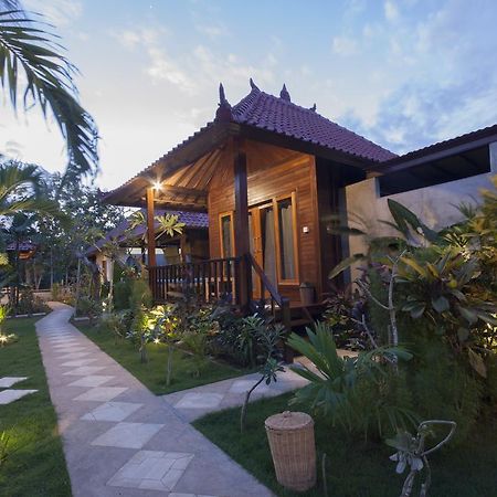 Amora Hut'S Lembongan Kültér fotó